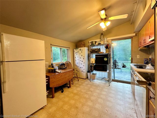 975 Boshaw Drive, Attica Township, MI 48412