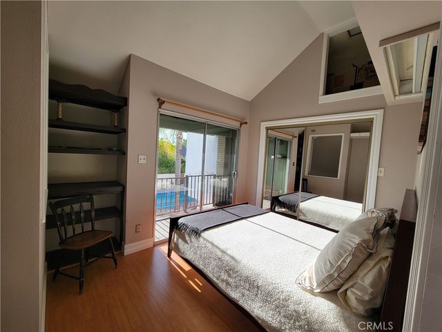 B Lochlea Lane, Huntington Beach, CA 92646