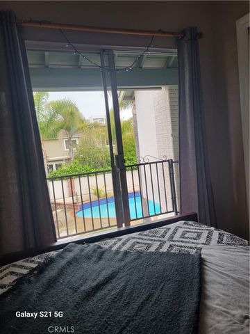 B Lochlea Lane, Huntington Beach, CA 92646