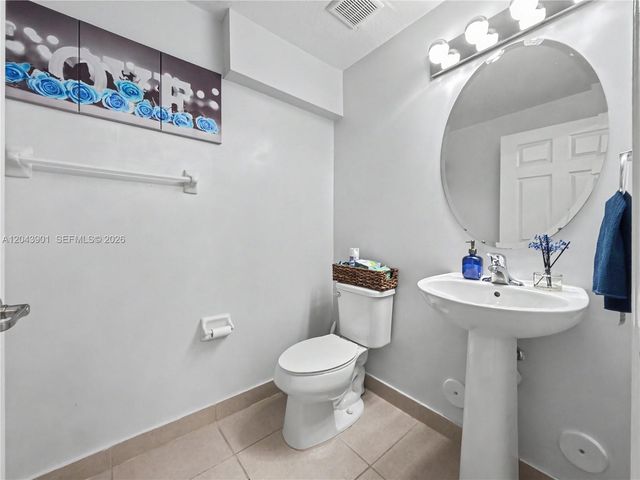 11611 SW 253rd St, Homestead, FL 33032
