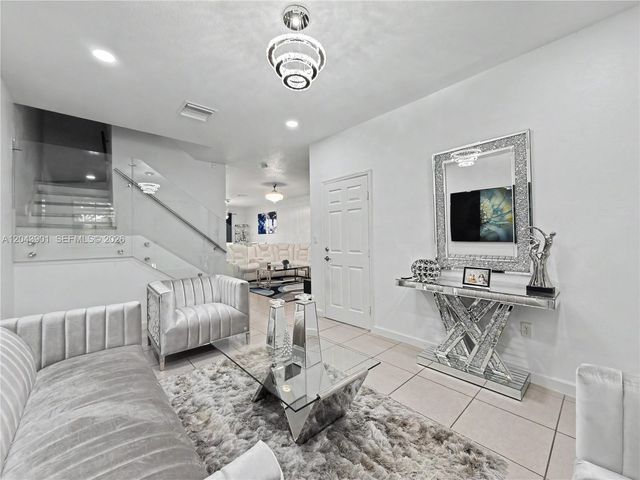 11611 SW 253rd St, Homestead, FL 33032
