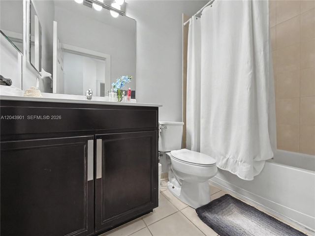 11611 SW 253rd St, Homestead, FL 33032