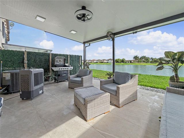 11611 SW 253rd St, Homestead, FL 33032