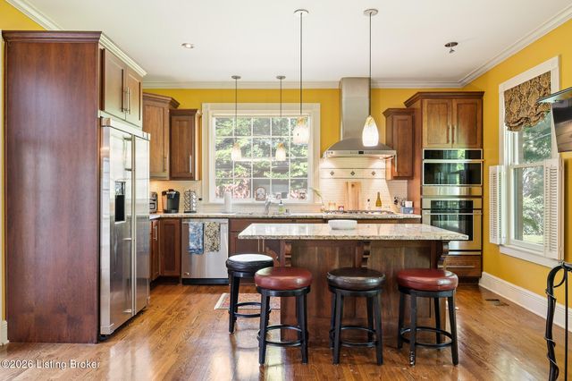1338 S 6th St, Louisville, KY 40208