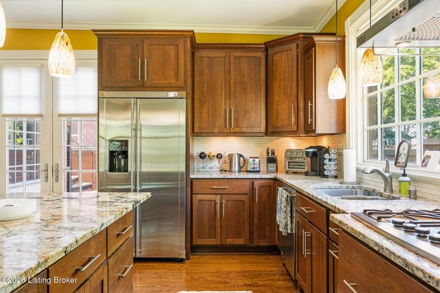 1338 S 6th St, Louisville, KY 40208