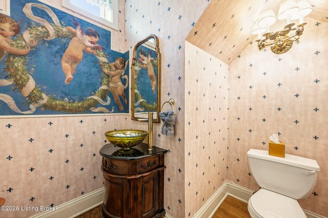 1338 S 6th St, Louisville, KY 40208