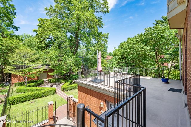 1338 S 6th St, Louisville, KY 40208