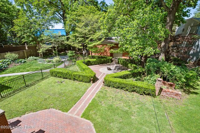 1338 S 6th St, Louisville, KY 40208