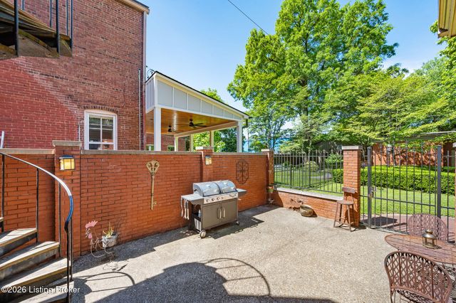 1338 S 6th St, Louisville, KY 40208
