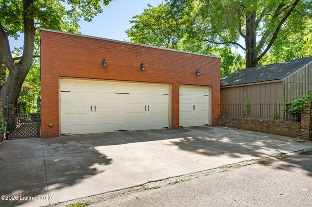 1338 S 6th St, Louisville, KY 40208