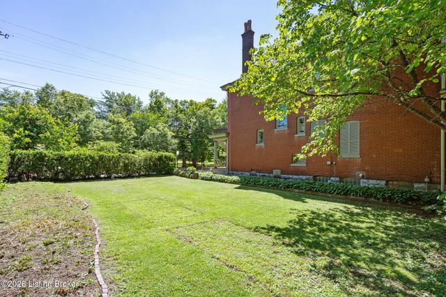 1338 S 6th St, Louisville, KY 40208