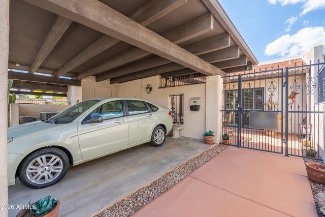 2810 N 61ST Place, Scottsdale, AZ 85257