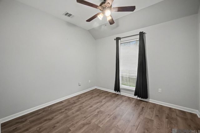 14986 Cross Creek Blvd, Walker, LA 70785