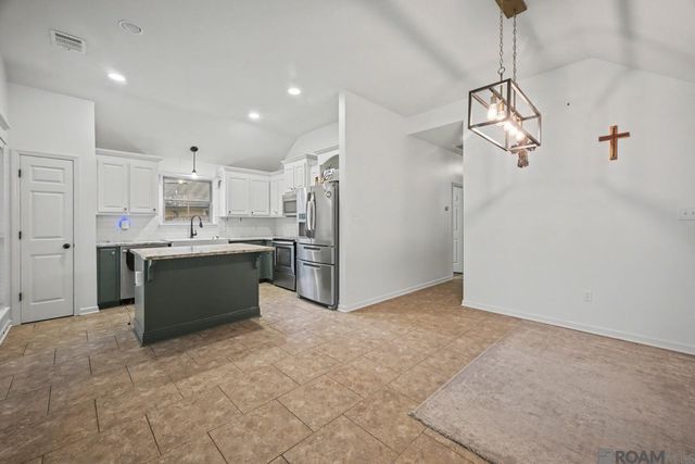 14986 Cross Creek Blvd, Walker, LA 70785