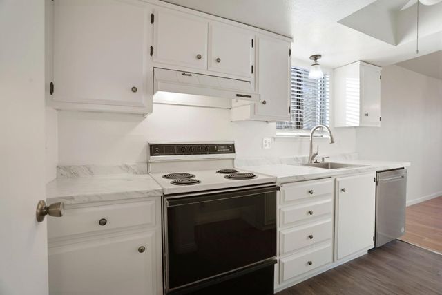 6816 Cumberland Pl, Stockton, CA 95219