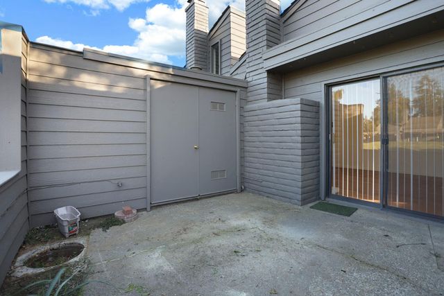 6816 Cumberland Pl, Stockton, CA 95219