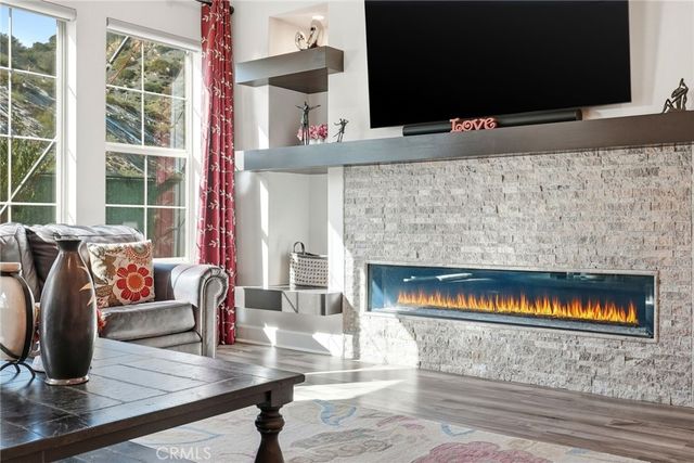 8273 N Clear Sky, West Hills, CA 91304