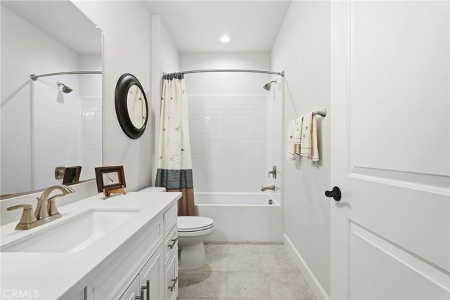 8273 N Clear Sky, West Hills, CA 91304