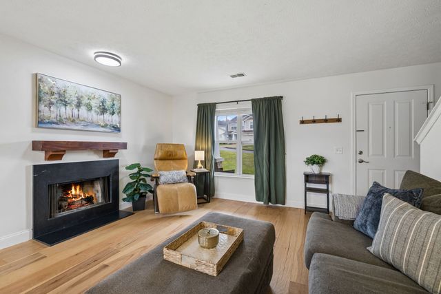 7148 Commonwealth Cir, Nashville, TN 37221