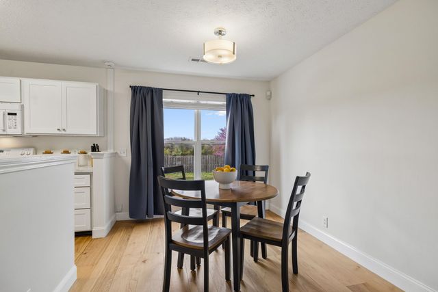 7148 Commonwealth Cir, Nashville, TN 37221