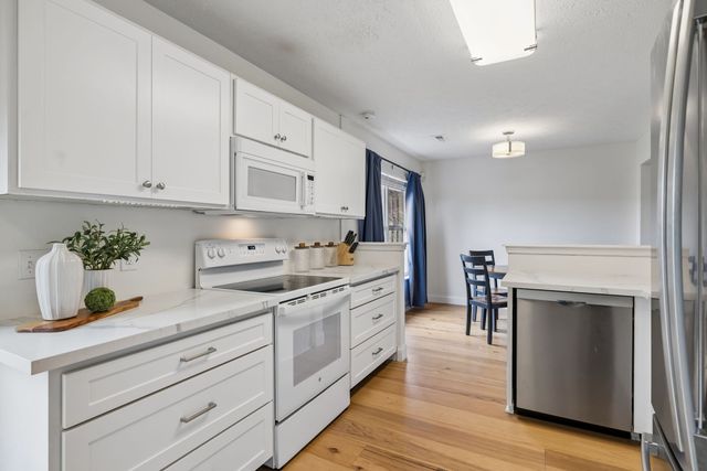 7148 Commonwealth Cir, Nashville, TN 37221