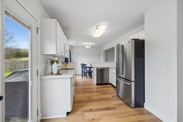 7148 Commonwealth Cir, Nashville, TN 37221