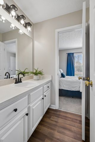 7148 Commonwealth Cir, Nashville, TN 37221