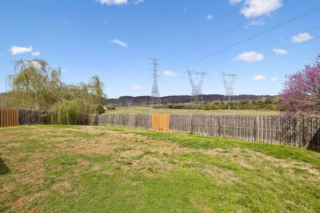 7148 Commonwealth Cir, Nashville, TN 37221