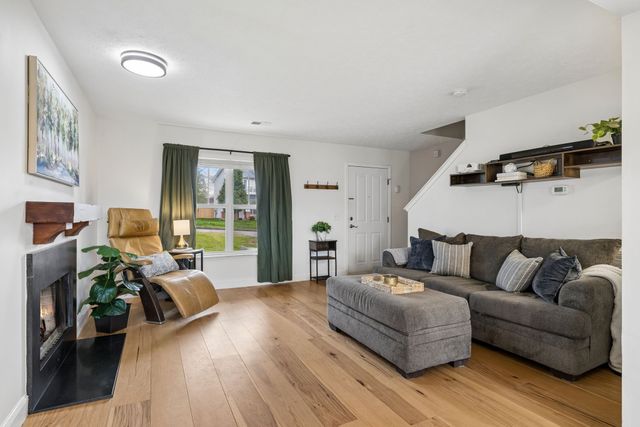 7148 Commonwealth Cir, Nashville, TN 37221