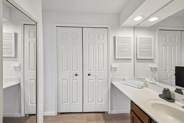 6808 Old Sauk Court, Madison, WI 53717