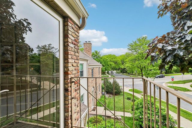 6808 Old Sauk Court, Madison, WI 53717