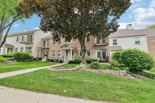 6808 Old Sauk Court, Madison, WI 53717