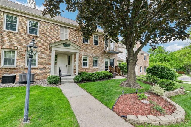 6808 Old Sauk Court, Madison, WI 53717