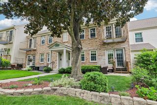 6808 Old Sauk Court, Madison, WI 53717