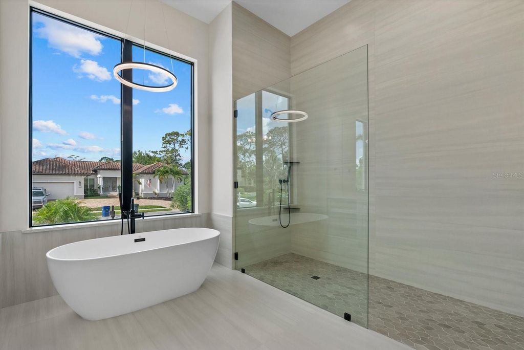 Image 21 of property listing at 1605 LANDFALL DRIVE, Nokomis, FL 34275