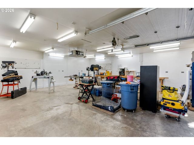 5555 Se Firwood St, Milwaukie, OR 97222