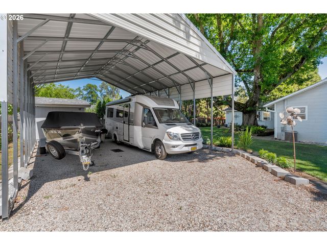 5555 Se Firwood St, Milwaukie, OR 97222