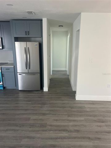 4075 38TH AVENUE N, St Petersburg, FL 33713
