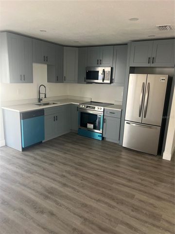 4075 38TH AVENUE N, St Petersburg, FL 33713