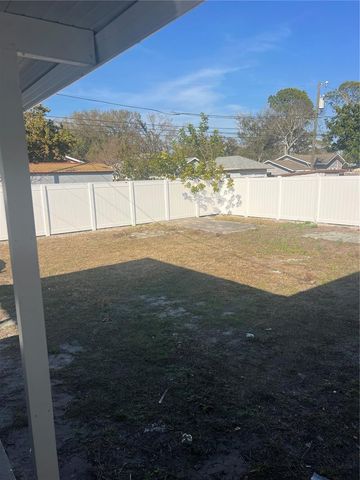 4075 38TH AVENUE N, St Petersburg, FL 33713