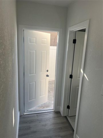 4075 38TH AVENUE N, St Petersburg, FL 33713