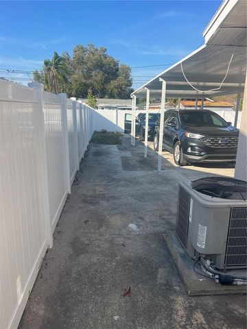 4075 38TH AVENUE N, St Petersburg, FL 33713