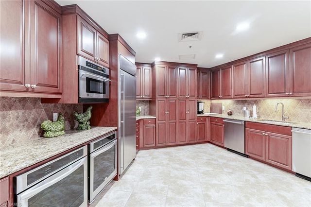 980 Cape Marco DR 508, Marco Island, FL 34145