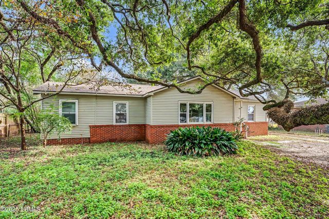 1505 Palmetto Drive, Beaufort, SC 29902