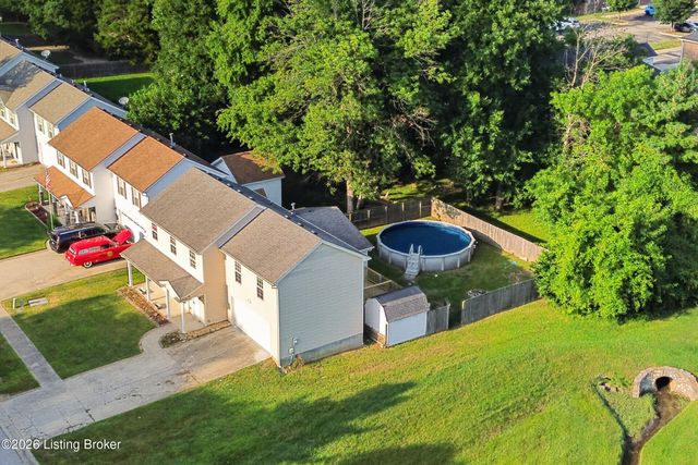 8113 Apple Valley Dr, Louisville, KY 40228