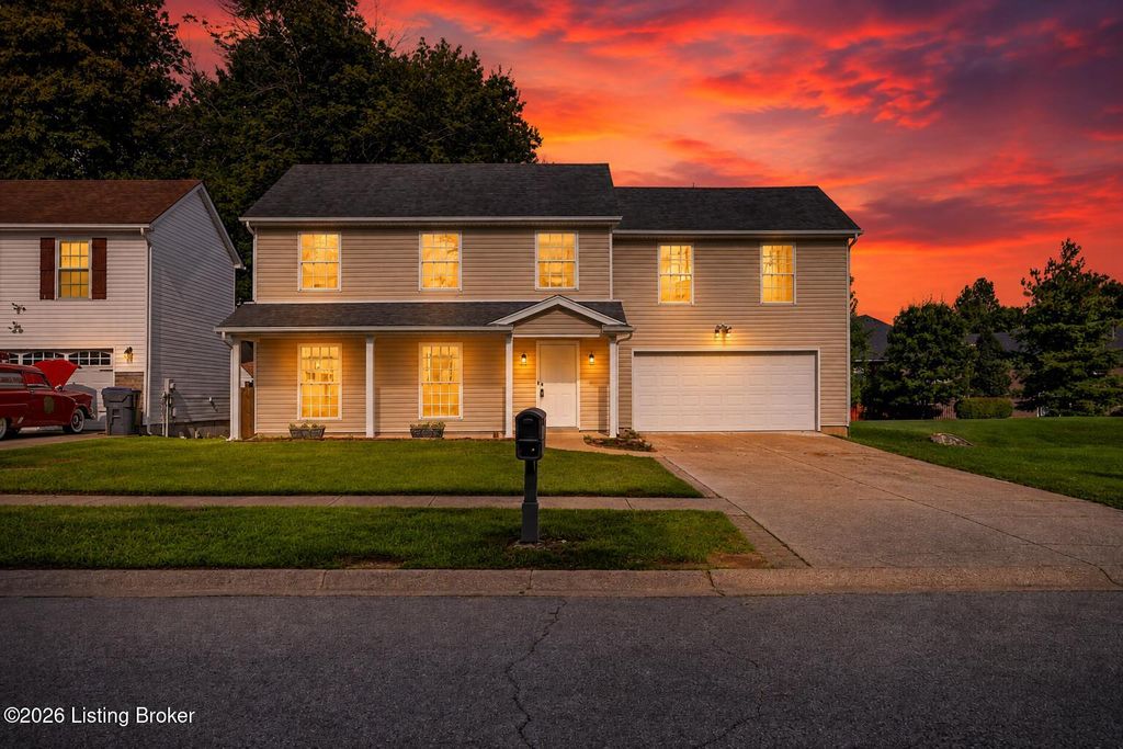8113 Apple Valley Dr, Louisville, KY 40228