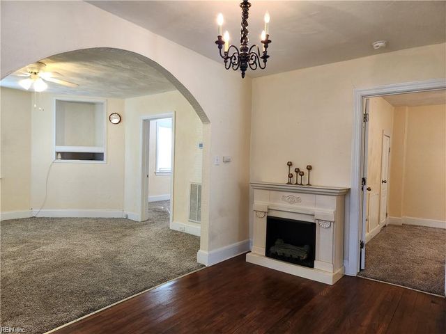 2400 Charleston AVE, Portsmouth, VA 23704