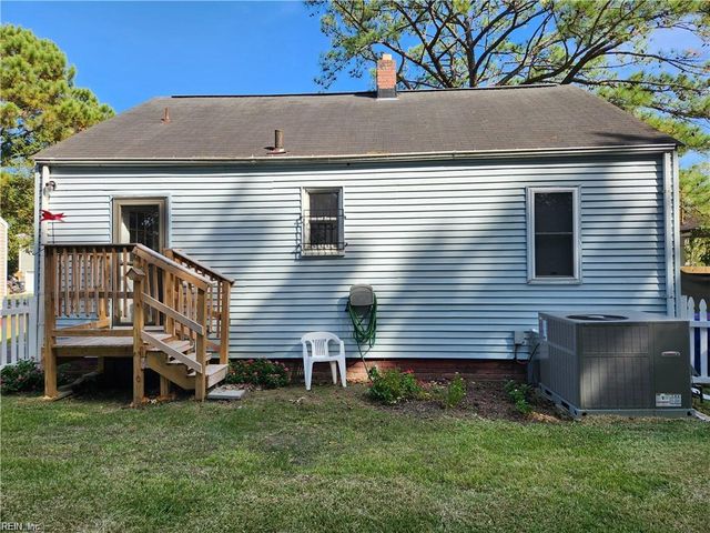 2400 Charleston AVE, Portsmouth, VA 23704