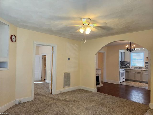 2400 Charleston AVE, Portsmouth, VA 23704