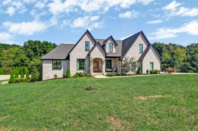 1916 Rivers Edge Dr, Cookeville, TN 38506